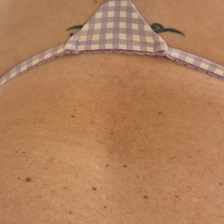 Pic #4 Wife shows off sexy lingerie