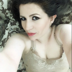 Pic #4 Milf Mehri pics