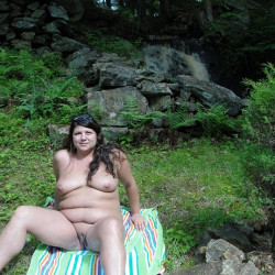 Pic #4 Nude outdoors