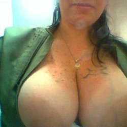 Pic #8 La tetona II