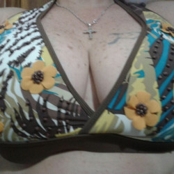Pic #2 La tetona IV