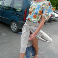 Flashing In A Parking Lot - Flashing, Pussy Flash